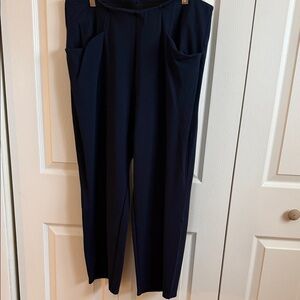 Old Navy Navy Cropped Women's Pants